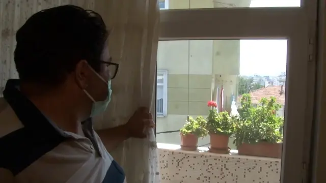 Husumetli olduğu komşusuna cinsel organını gösterdi, kamera her şeyi anbean kaydetti