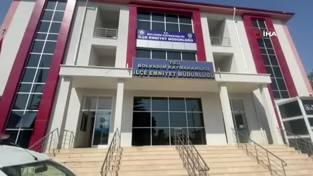 5 bin TL çaldıkları kokoreççiyi ikinci defa soymak isterken yakalandılar