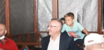 Sedaş: Adapazarı Belediye Başkanı Işıksu, Güneşler Mahallesi sakinleriyle bir araya geldi Sedaş: Adapazarı Belediye Başkanı Işıksu, Güneşler Mahallesi sakinleriyle bir araya geldi