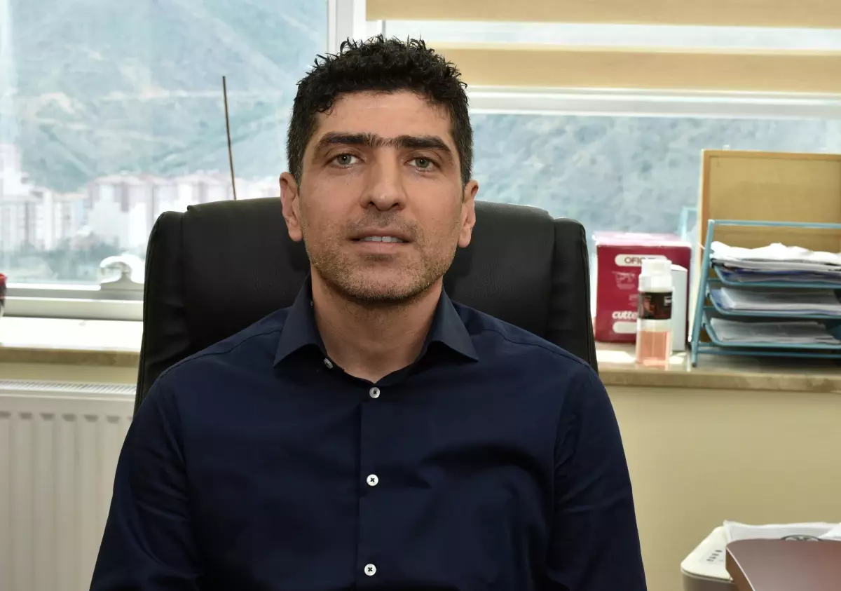 Afet Yönetimi Uzmanı Doç. Dr. Afşin Ahmet Kaya, afet gönüllüleriyle ilgili yasal düzenleme yapılmasını istedi Açıklaması