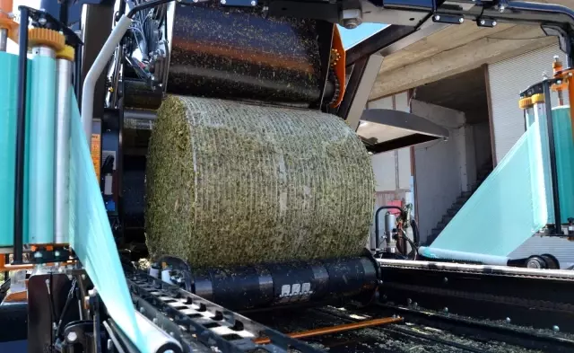 Bafra'ya kombine silaj ve küspe paketleme makinesi