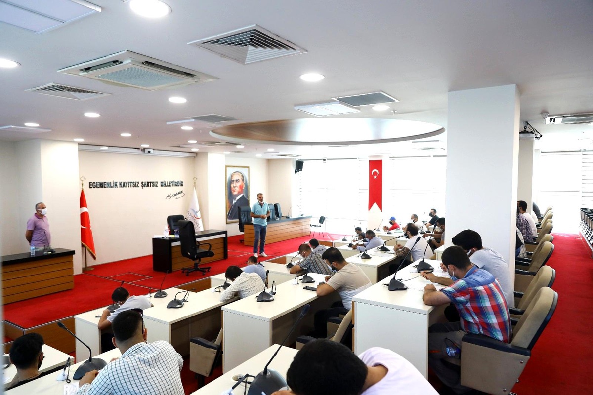 Bayraklı Belediyesinden dev istihdam desteği - Vimarsana News