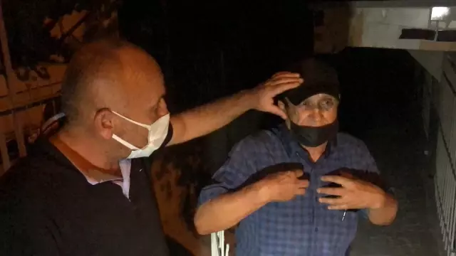 3 kişilik aile eşyalarıyla birlikte evden atıldı