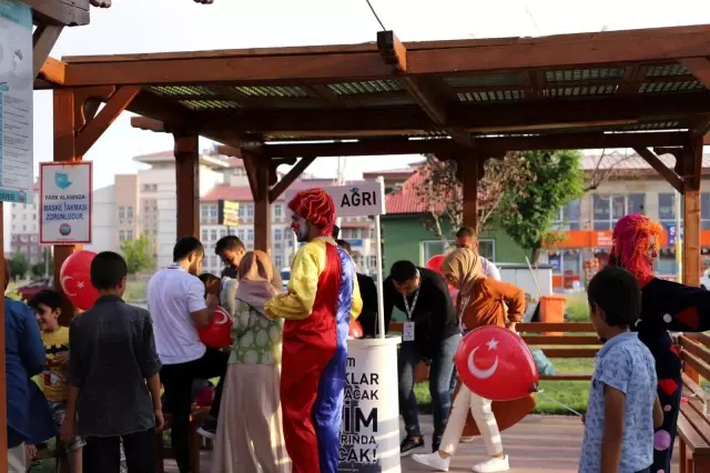 Okul heyecanı yaşayan öğrenciler, düzenlenen etkinlikte doyasıya eğlendi