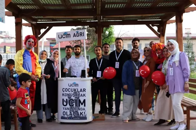 Okul heyecanı yaşayan öğrenciler, düzenlenen etkinlikte doyasıya eğlendi