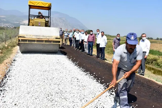 Şehzadeler Belediyesi her yıl 100 kilometre ova yolu asfaltlamayı hedefliyor