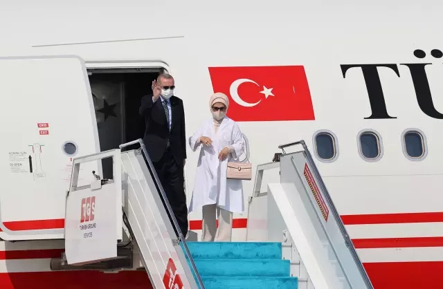 Son dakika haberleri... Cumhurbaşkanı Erdoğan, Bosna Hersek'e hareketinden önce basın toplantısı düzenledi: (2)