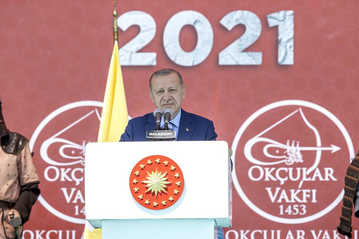 Cumhurbaşkanı Erdoğan, Malazgirt Zaferi'nin 950. yıl dönümü dolayısıyla düzenlenen programa katıldı - Vimarsana News