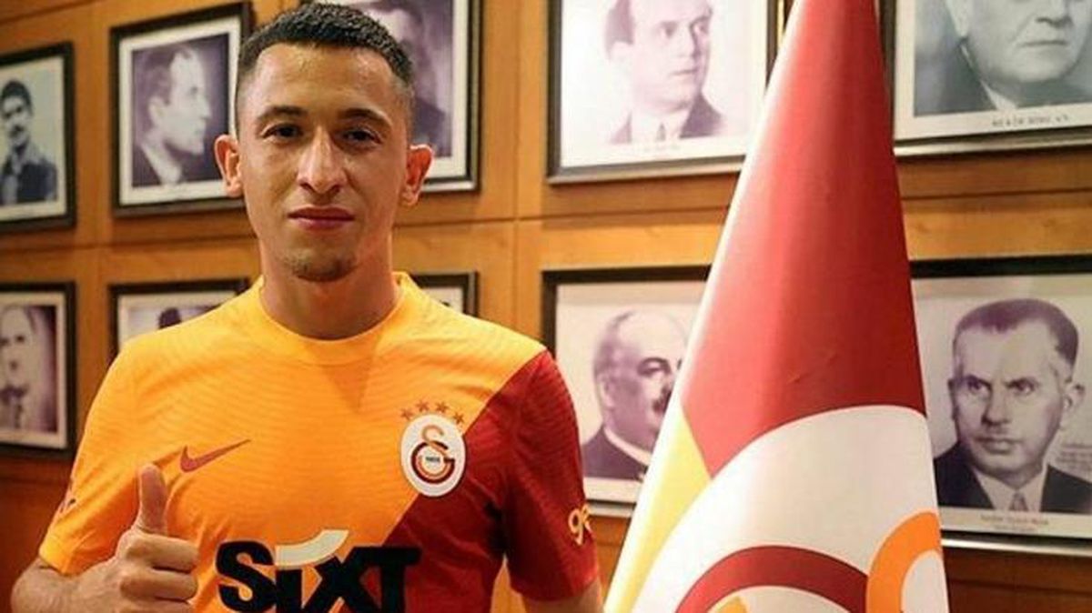 Galatasaray bir ilki gerçekleştirdi! Olimpiu Morutan'ın forma numarasını taraftar seçecek