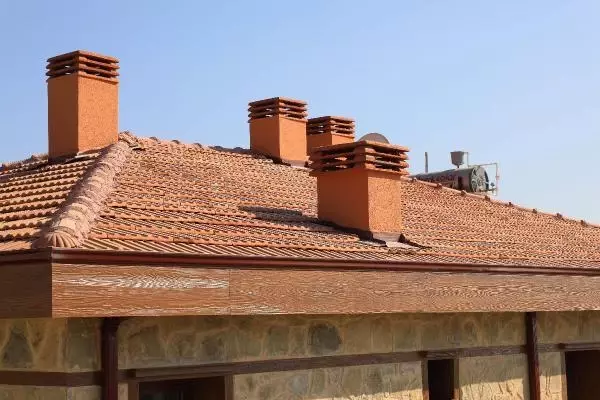 Son dakika haberleri: Ölümden dönen yaşlı çiftin, örnek proje olan yangına dayanıklı evi 15 günde bitti