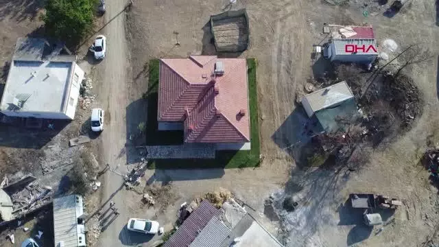 Son dakika haberleri: Ölümden dönen yaşlı çiftin, örnek proje olan yangına dayanıklı evi 15 günde bitti