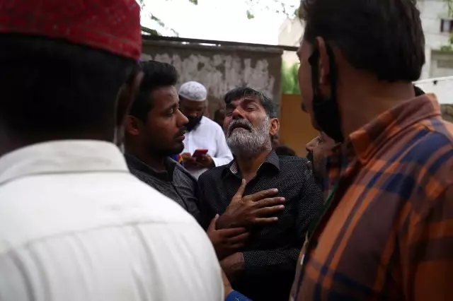 Pakistan'da fabrika yangını: En az 15 ölü