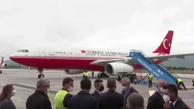 Son dakika haber... SARAYBOSNA - Cumhurbaşkanı Erdoğan'a Başçarşı'da sevgi gösterisi (1)