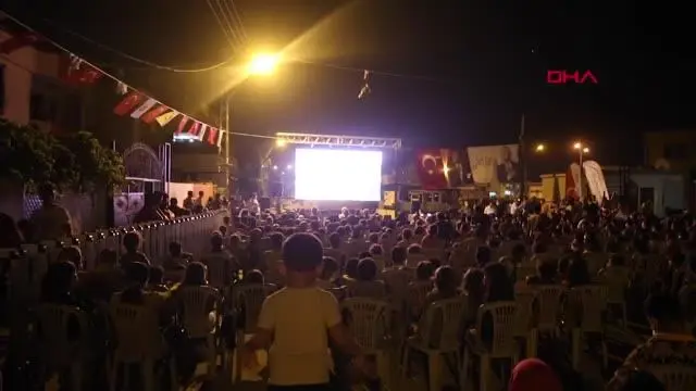 SOKAKLAR SİNEMA İLE ŞENLENDİ