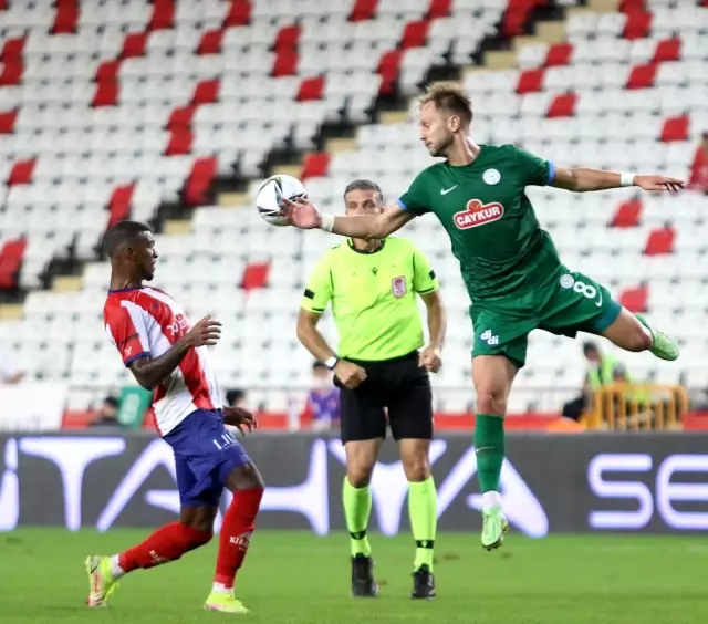 Süper Lig: FT Antalyaspor: 3 - Çaykur Rizespor: 2 (Maç sonucu)