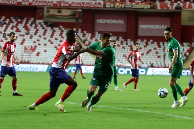 Süper Lig: FT Antalyaspor: 3 - Çaykur Rizespor: 2 (Maç sonucu)