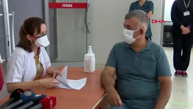 Turkovac'ın Faz 3 aşamasında ilk dozu, aşının üretildiği ERÜ'de de uygulanıyor