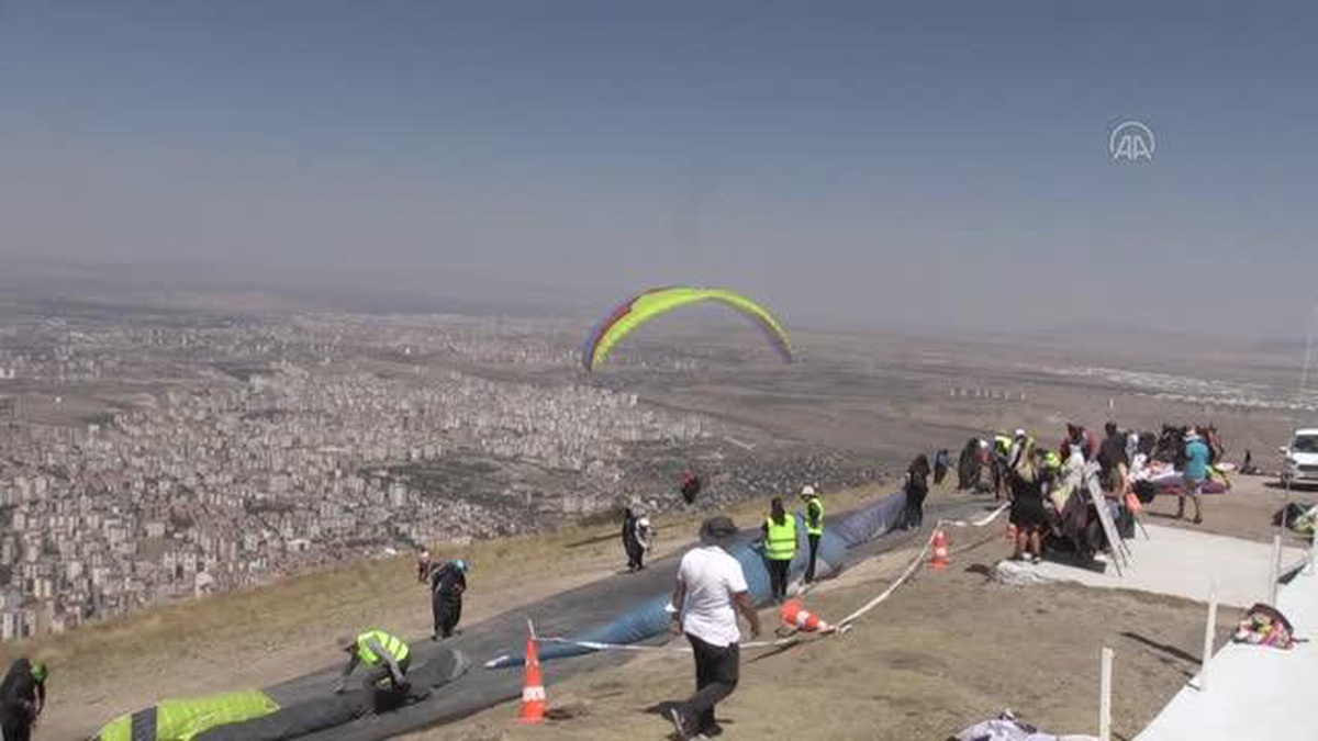 12. Ali Dağı Yamaç Paraşütü Türkiye Mesafe Şampiyonası, Kayseri'de devam ediyor - Vimarsana News