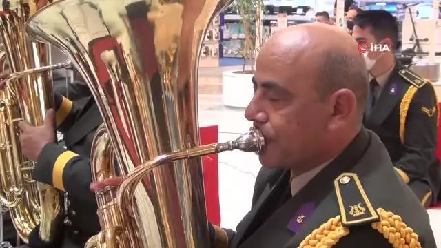 Afyonkarahisar'da TSK Bando Takımı konser verdi