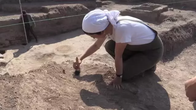 ESKİŞEHİR - Küllüoba Höyüğü'nde 4 bin 200 yıl öncesine ait kuraklıkla mücadele izleri