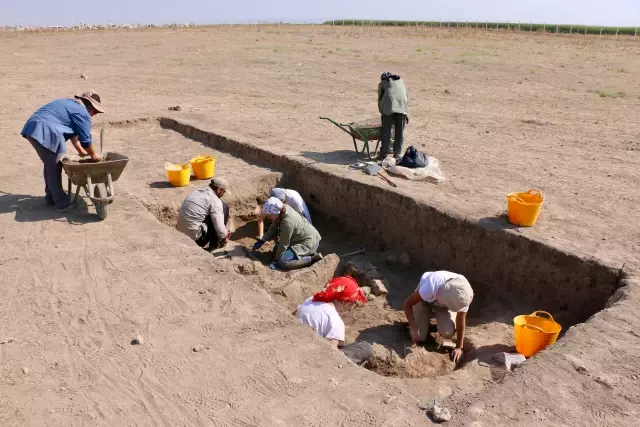 ESKİŞEHİR - Küllüoba Höyüğü'nde 4 bin 200 yıl öncesine ait kuraklıkla mücadele izleri