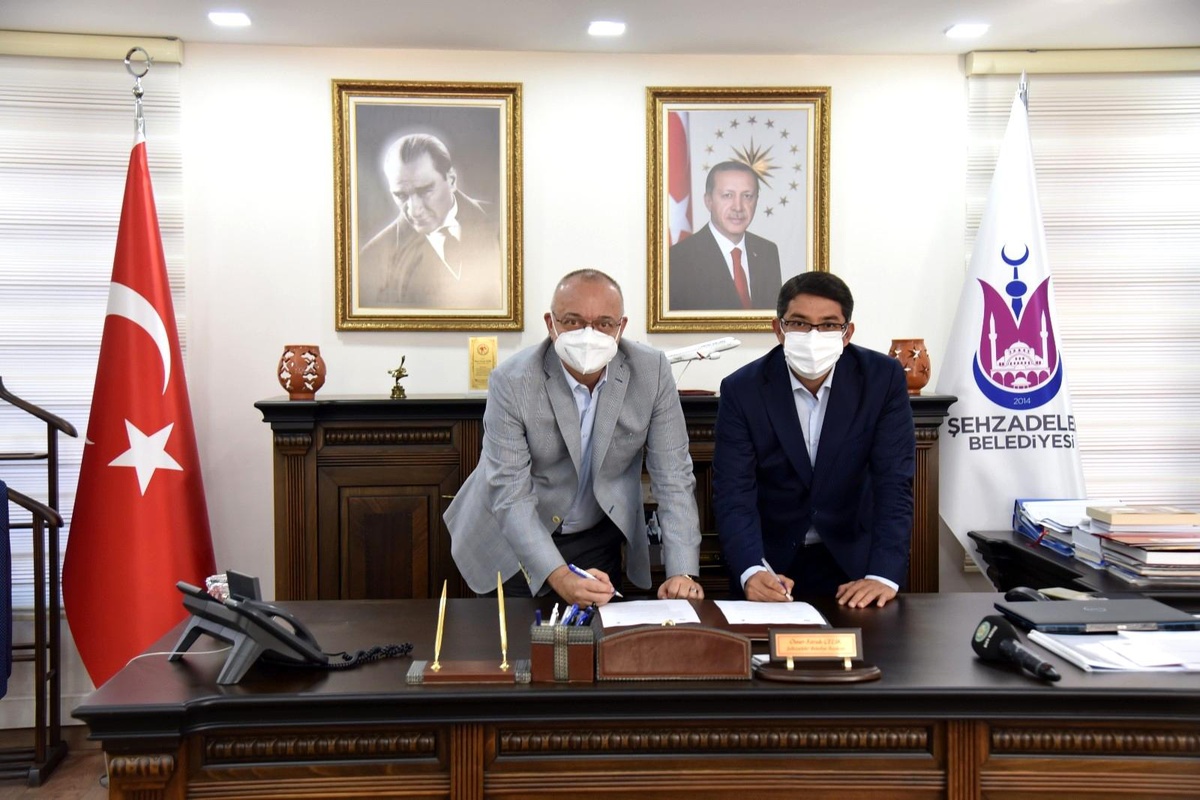 Manisa'da çarşı esnafının beklediği projede imzalar atıldı - Vimarsana News