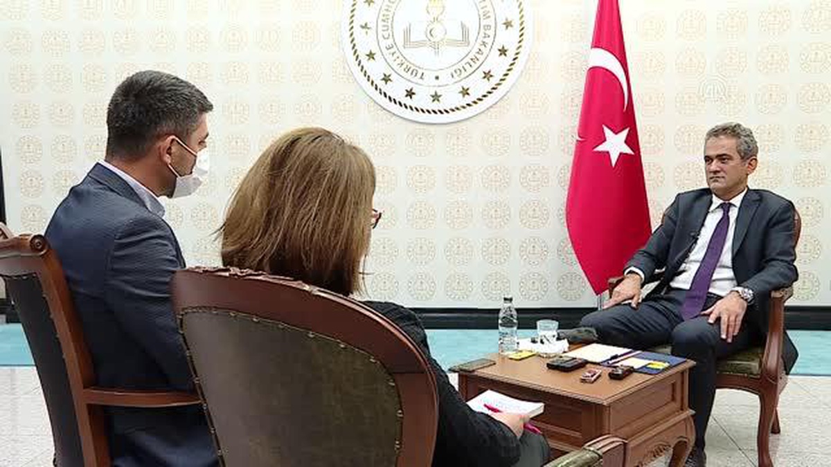 Son dakika haberi! Milli Eğitim Bakanı Özer, okullarda yüz yüze eğitim hazırlıklarını AA'ya açıkladı: (1) - Vimarsana News