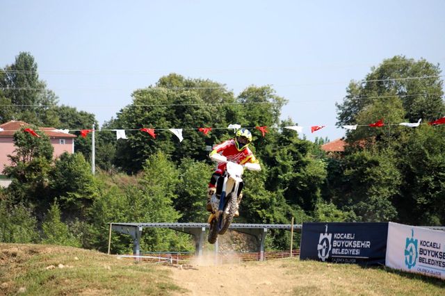 nefes kesen turkiye enduro ve atv sampiyonasi 6 14360872 o