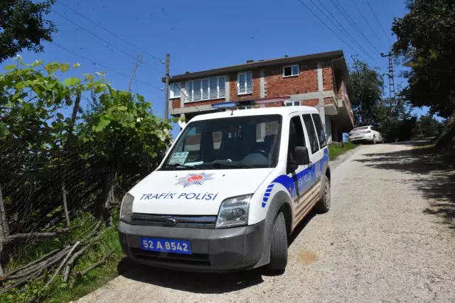 14 yaşındaki çocuk ailesinden 3 kişiyi silahla ateş ederek öldürdü, bir kişiyi de yaraladı (2)