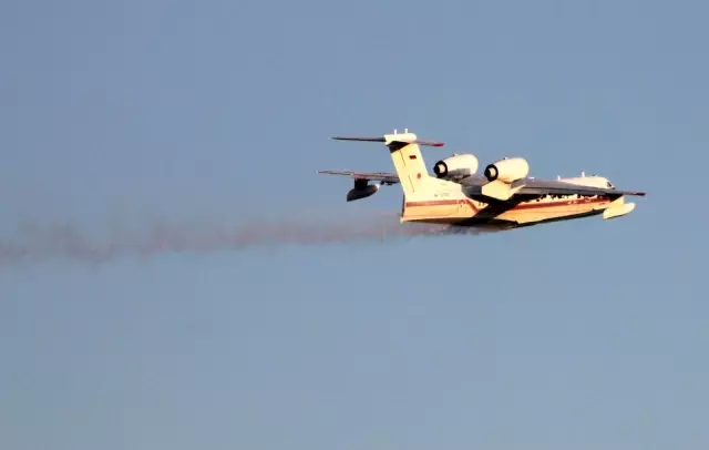 Orman yangınlarında 6 uçak 39 helikopter görev aldı