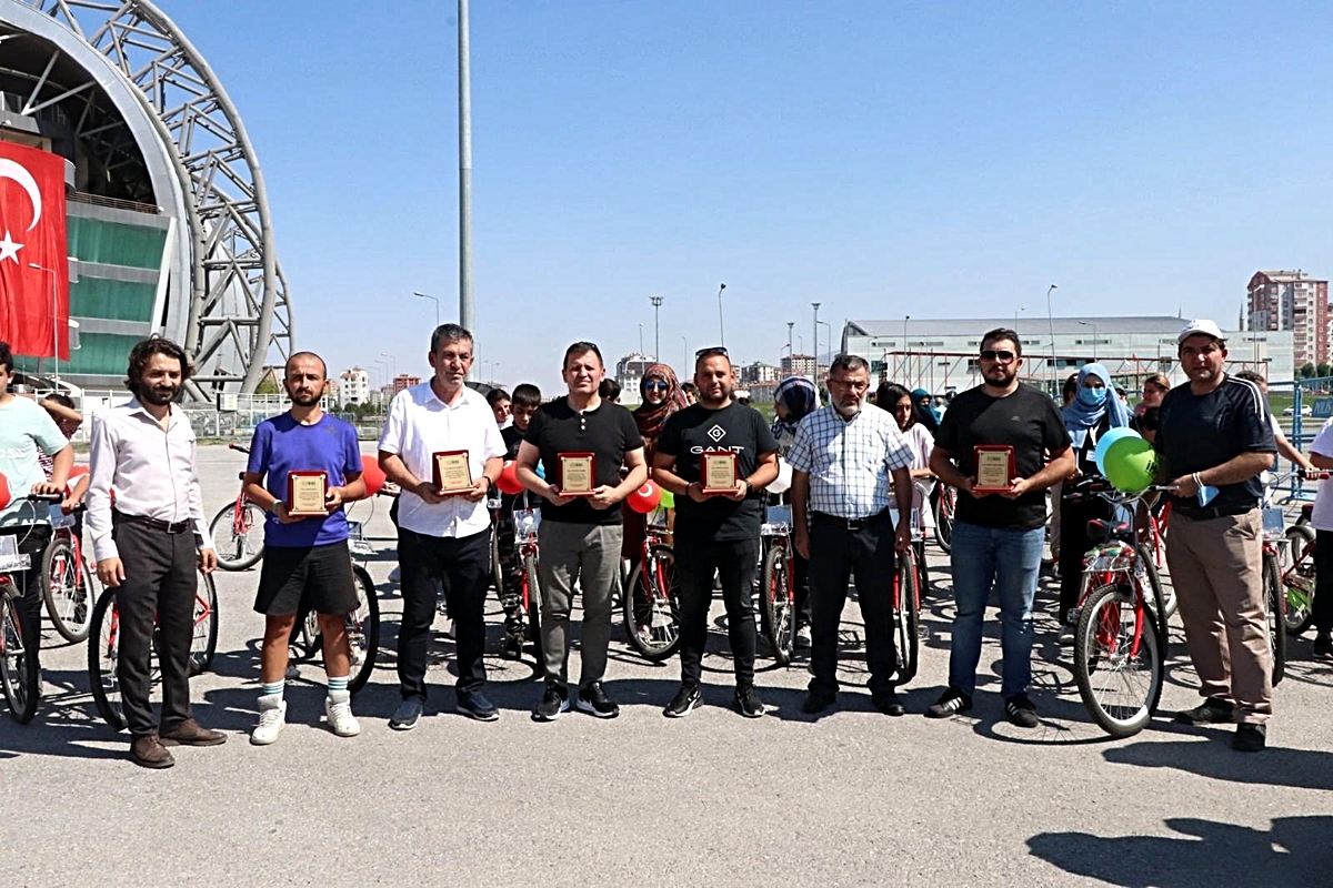 Yetim çocuklar bisiklet eğitimi aldılar - Vimarsana News