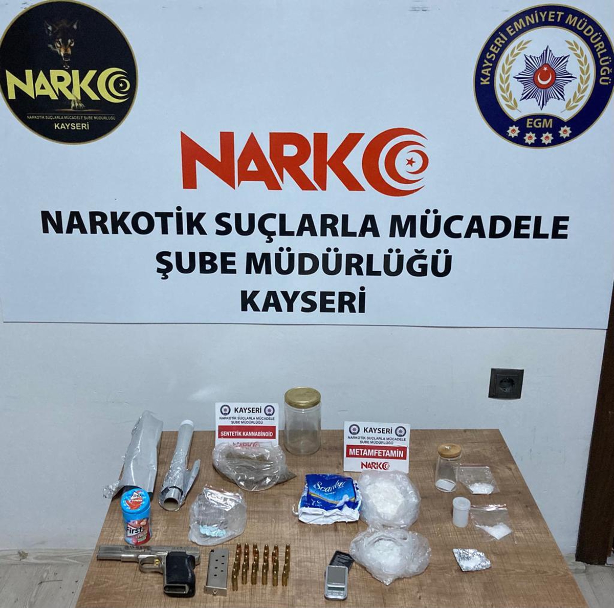 Kayseri'de uyuşturucu operasyonunda 8 şüpheli gözaltına alındı