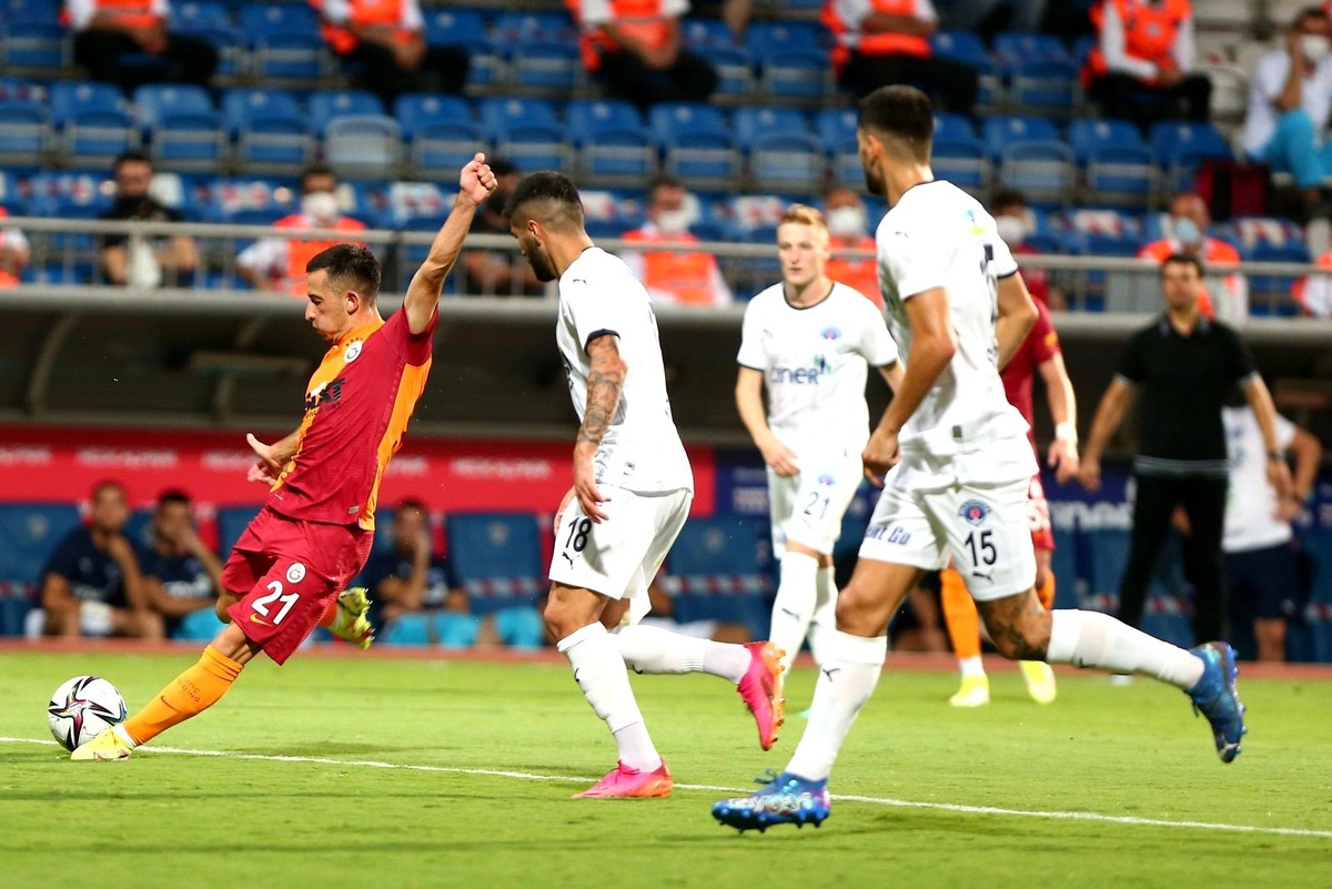 Olimpiu Morutan, Galatasaray kariyerine asistle başladı - Vimarsana News