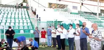 Serik: Serik Belediyespor'da yeni sezon açılışı dualar eşliğinde kurban kesilerek yapıldı Serik: Serik Belediyespor'da yeni sezon açılışı dualar eşliğinde kurban kesilerek yapıldı