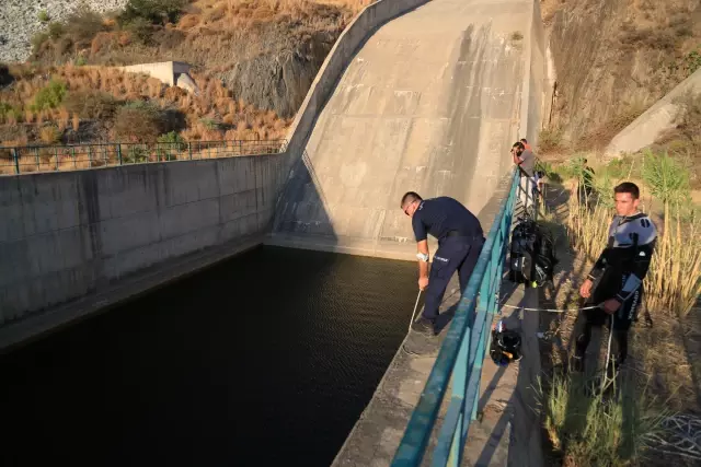 Arkadaşlarıyla gittiği barajda kaybolduğu iddia edilen genç aranıyor