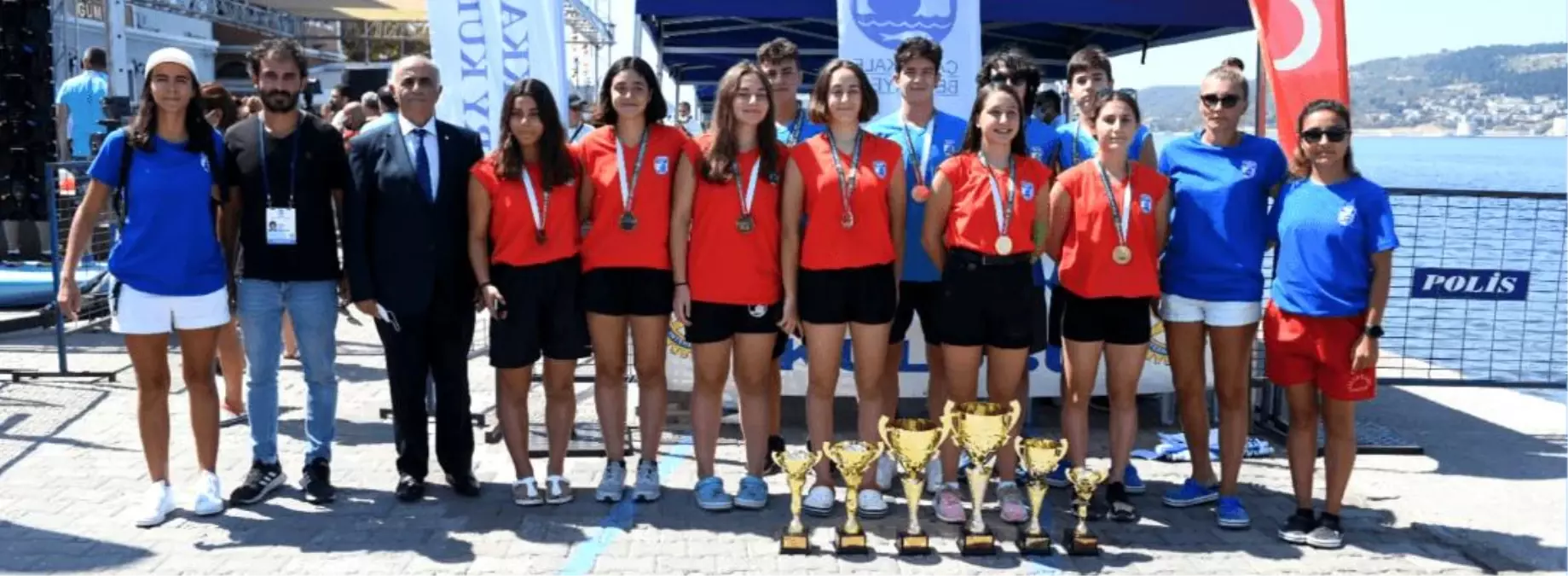 Çanakkale Boğazı Yüzme Yarışına Belediyespor Damga Vurdu