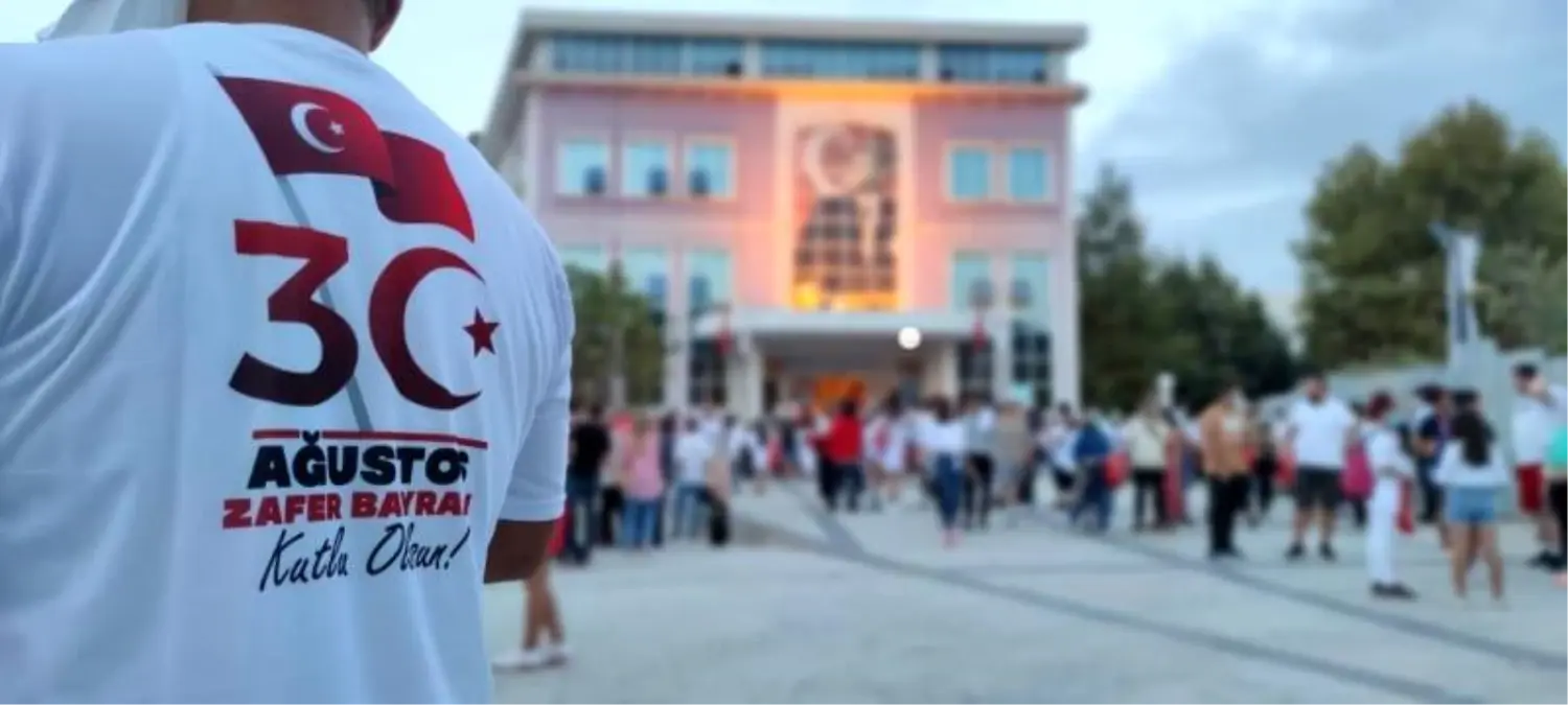 ÇATALCA'MIZDA MUHTEŞEM ZAFER BAYRAMI COŞKUSU