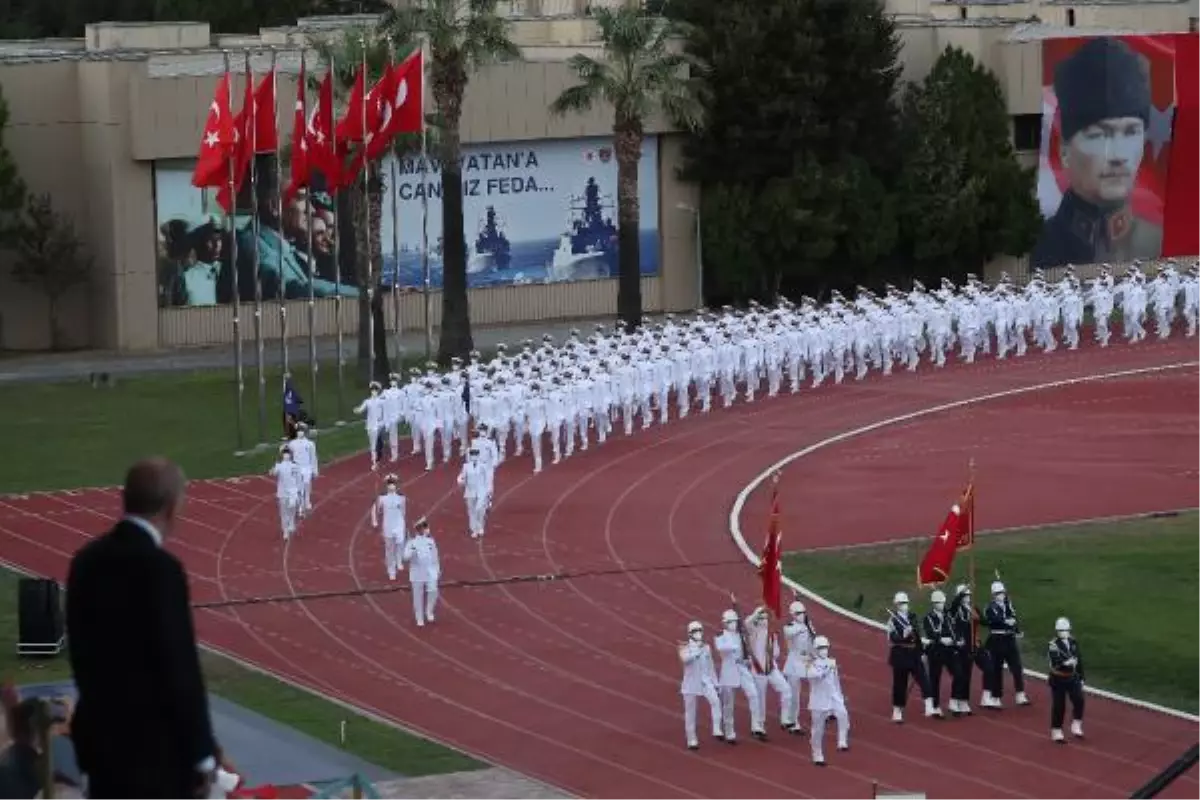 Son dakika haberleri... Cumhurbaşkanı Erdoğan MSÜ Deniz ve Hava Harp Okulu diploma törenine katıldı