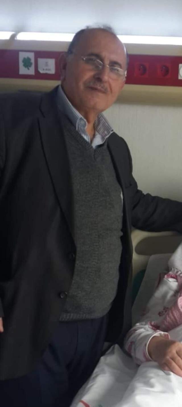 Hızla giderken kontrolden çıkan araç kaldırımda fındık kurutanlara çarptı