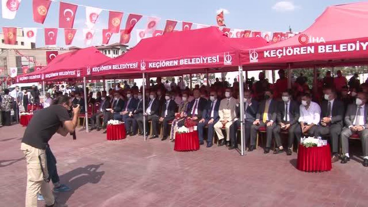 Kırgız Cumhuriyeti'nin bağımsızlığının 30. yılı anısına Er Manas heykeli dikildi