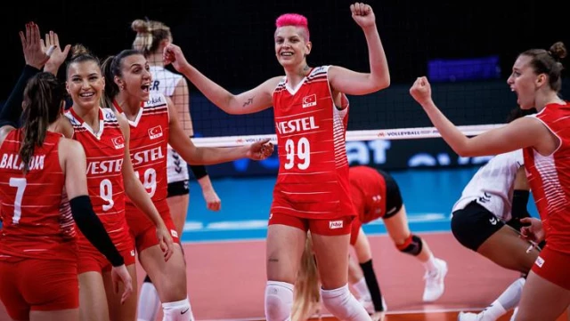 A Ulusal Bayan Voleybol Grubu, 2021 Avrupa Voleybol Şampiyonası yarı finalinde Sırbistan'la karşılaşacak