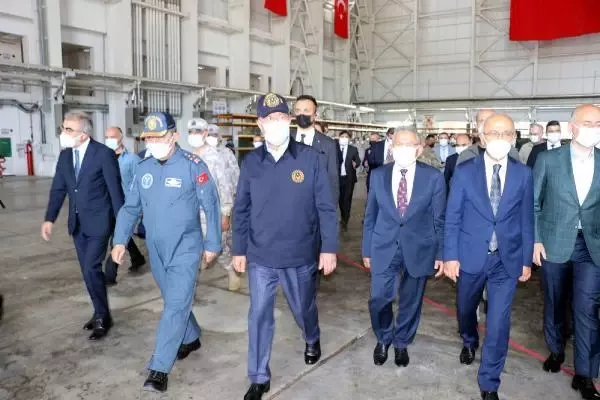 KAYSERİ Bakan Akar: Mehmetçik, dünya barışına hizmet etmenin gururuyla sağ salim ülkesine dönmüştür