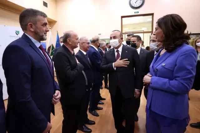 Son dakika: YENİ PAZAR - Dışişleri Bakanı Çavuşoğlu, Boşnak Ulusal Azınlık Konseyi'ni ziyaret etti