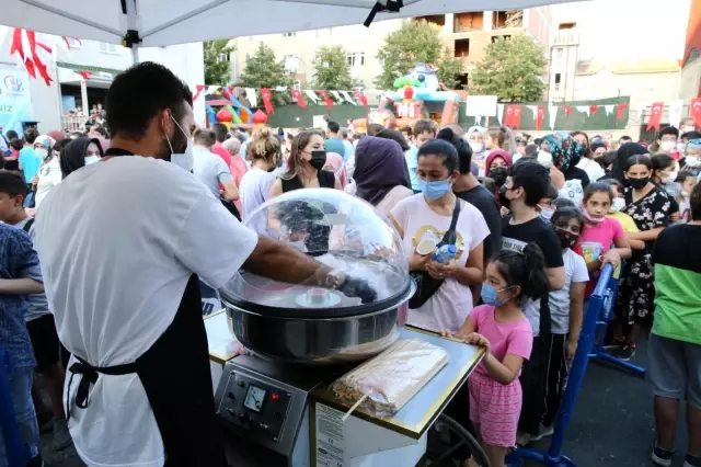 Bayrampaşa'da çocuk festivali başladı