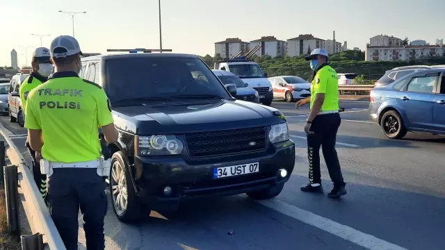 Düğüne yetişmek için emniyet şeridini kullanınca cezayı yedi: Çok acelemiz vardı