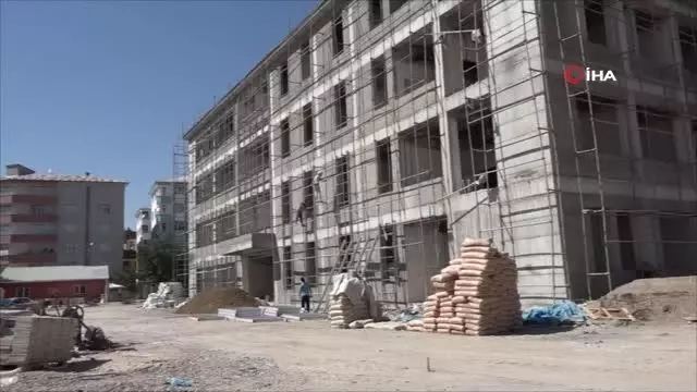 Erciş Ağız ve Diş Sağlığı Merkezinde çalışmalar devam ediyor