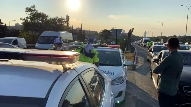 İstanbul'da çakarlı araç denetimi