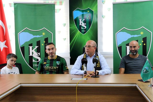kocaelispor mevlut erdinc le 2 yillik sozlesm 2 14368549 o