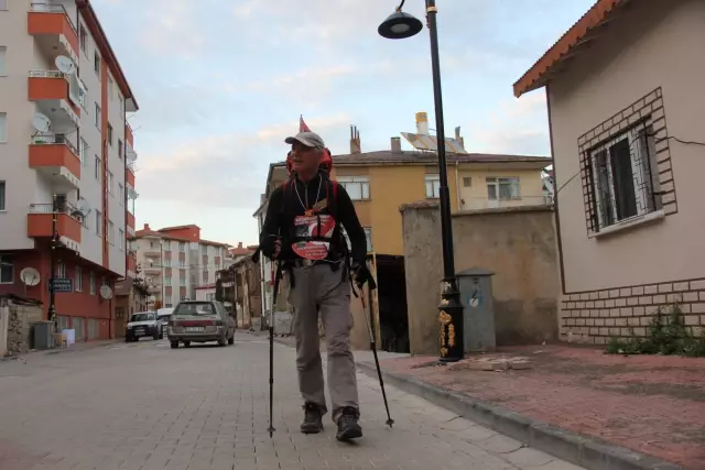 Milli Mücadele ruhunu yaşatmak için Erzurum'dan Sivas'a yürüyor