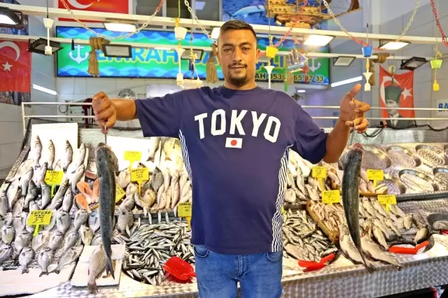 tezgahlar istavritle doldu balikcilar palamut 14367892 o